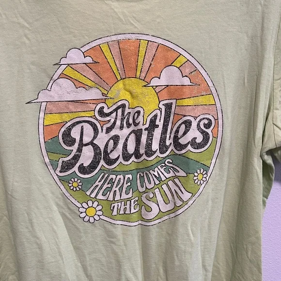 The Beatles Here Comes The Sun Tshirt - Picture 3 of 4